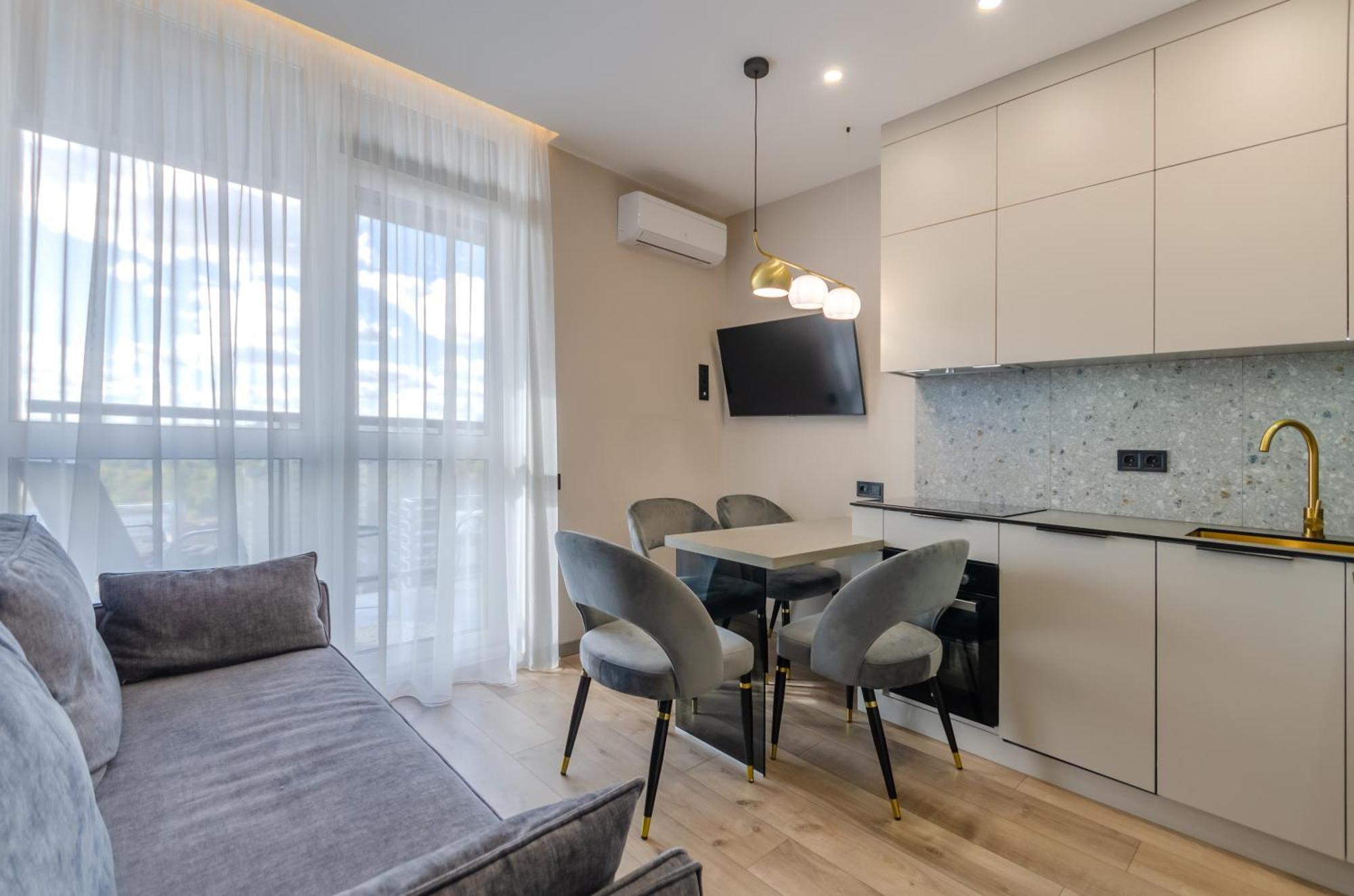 Petrovdom 85-141-122-38 Apartments In The Rc "French Quarter" Kiev Esterno foto